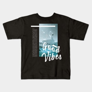 Good Vibes Text Typo Design - Pink Flamingo Pool Float Kids T-Shirt